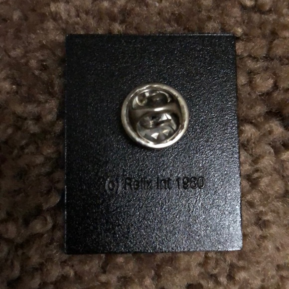 Breakfast in bed with the dead pin - Picture 2 of 3